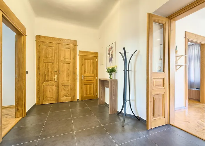Spacious And Bright Dusni 13 *