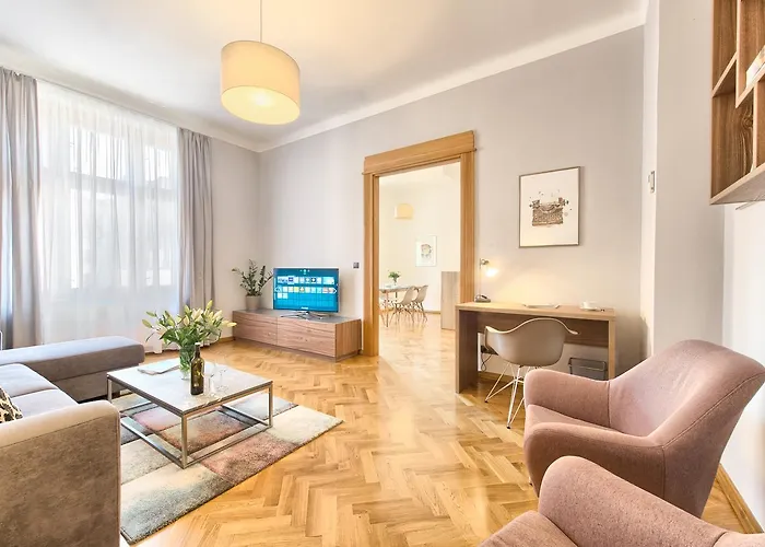 Spacious And Bright Dusni 13 Prague